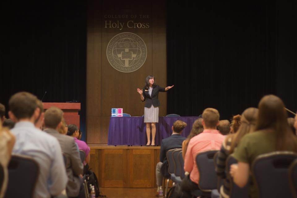 college of the holy cross student government